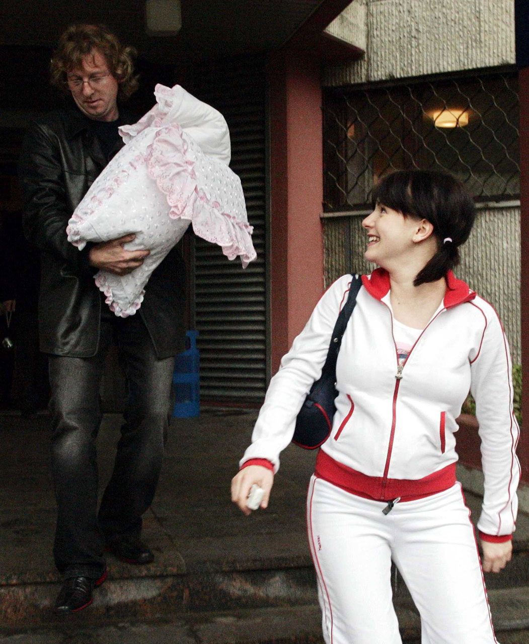 Yulia Volkova After Giving Birth to a Daughter 27.09.2004
