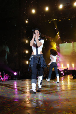 Tatu Perform In Tokyo 01.12.2003 - 02.12.2003