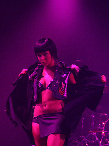 Tatu Perform in Riga 12.04.2006